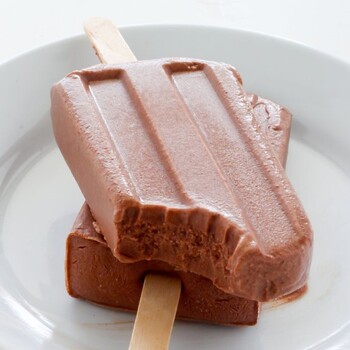 Înghețată cu pastă de ciocolată