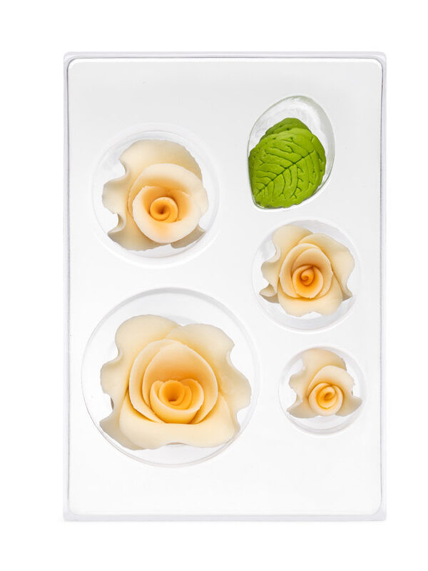 Trandafir din zahar ecru mix marimi  C-0906 PJT, set 60mm; 35mm; 25mm; 30mm si 10 frunze