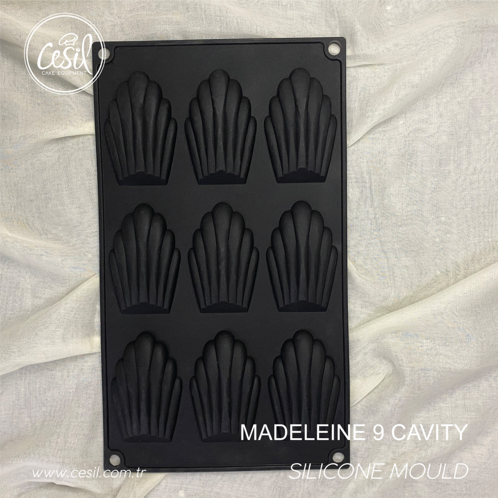 Forma silicon Madeilene/ 9 cavitati 7.5x H5cm 52092 CSL